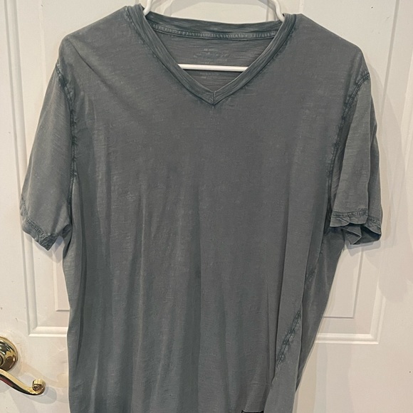 Flag & Anthem Wheaton Vee T-Shirt, L - Picture 3 of 3